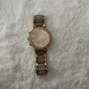 MICHAEL KORS
Parker Rose Gold-Tone Blush Acetate Watch